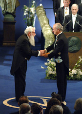Robert Aumann receiving his Nobel Prize